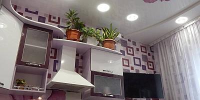 Натяжной потолок с фотопечатью на кухню